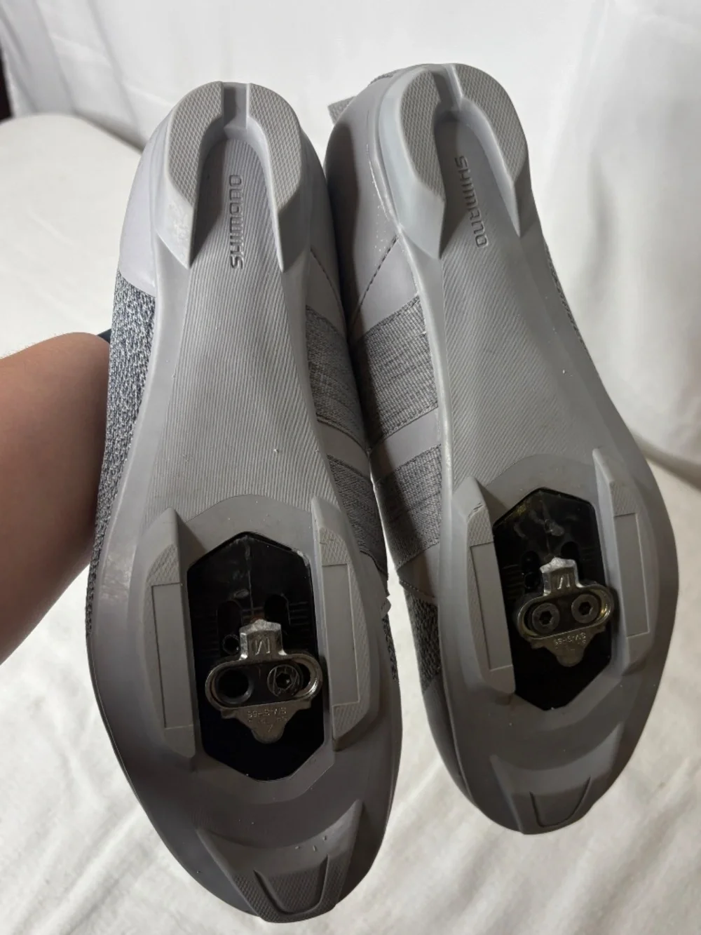 Shimano Dynalast SH-IC501 Women’s Indoor Cycling Shoes Ice Gray W8 Cleat